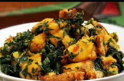 Porridge Yam with Fried Fish