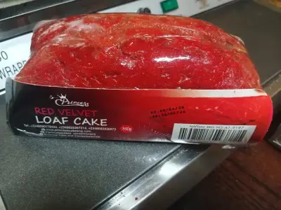 Red velvet loaf cake 350g