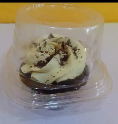 Iced chocolate cupcake
