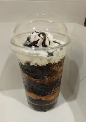 Chocolate cake parfait
