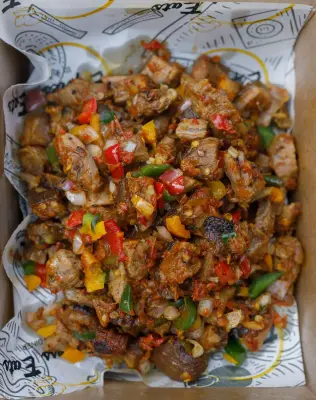 Asun from Expresseatsbyibees