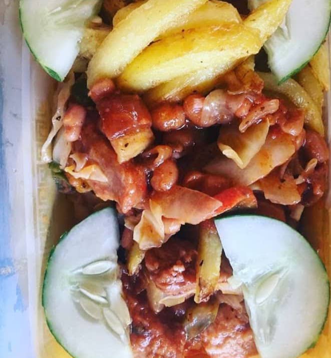 Fried Potato Chips with Pork Sauce