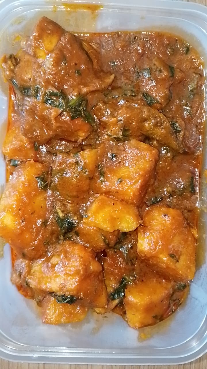 Yam Porridge with Shredded Fish and Chicken